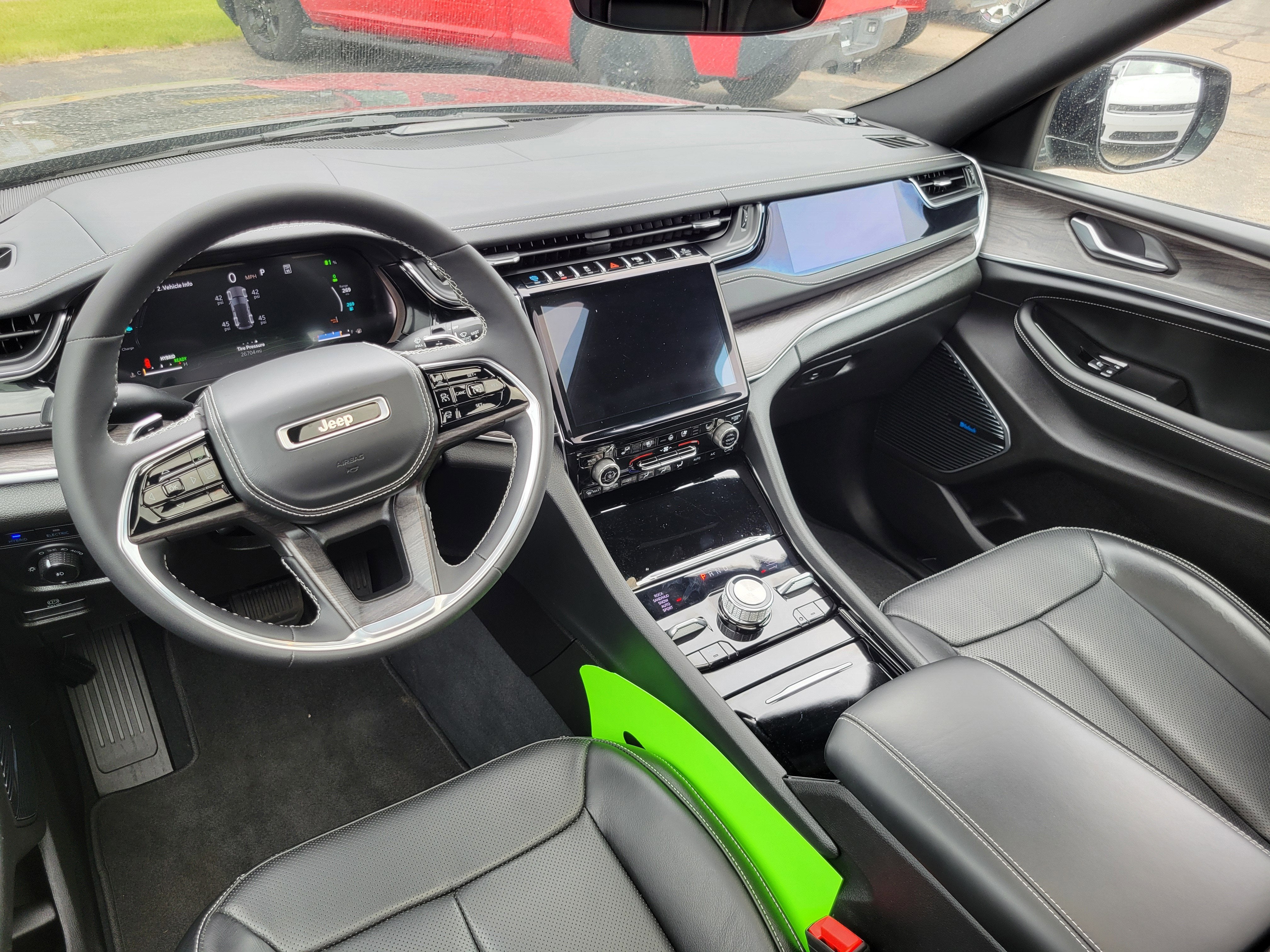 2022 Jeep Grand Cherokee 4xe Overland 4x4