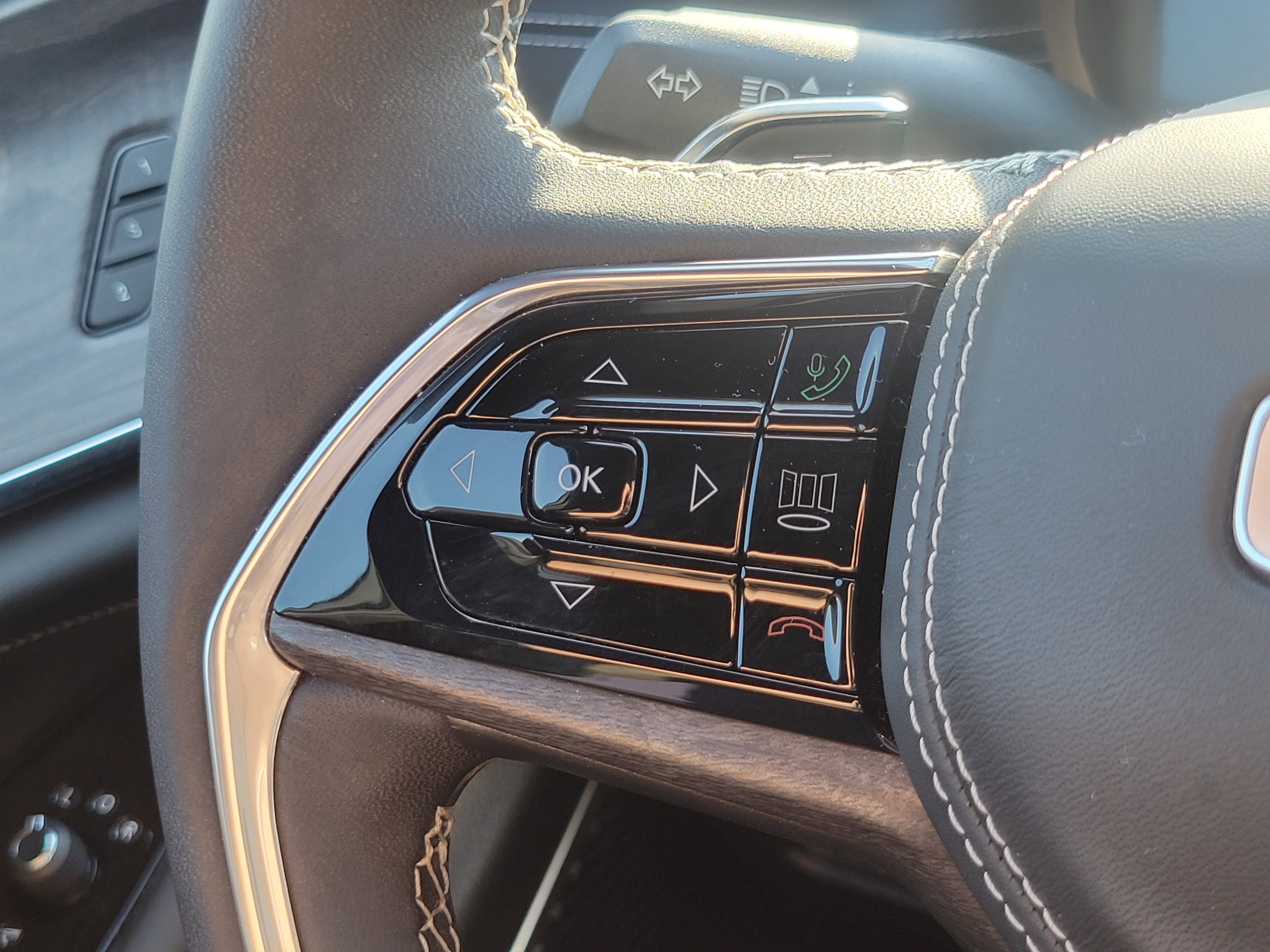 2023 Jeep Grand Cherokee 4xe Overland