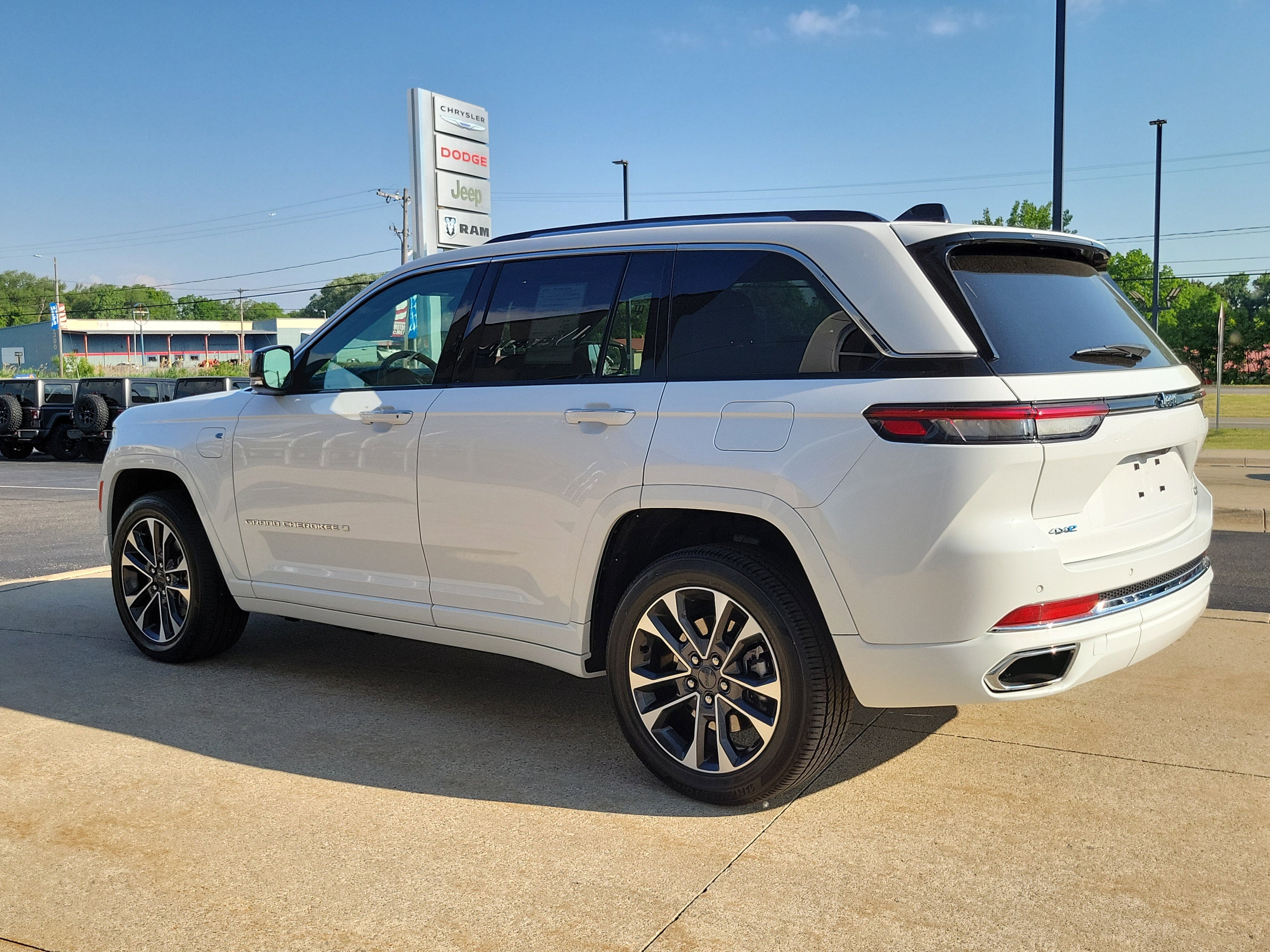 2023 Jeep Grand Cherokee 4xe Overland