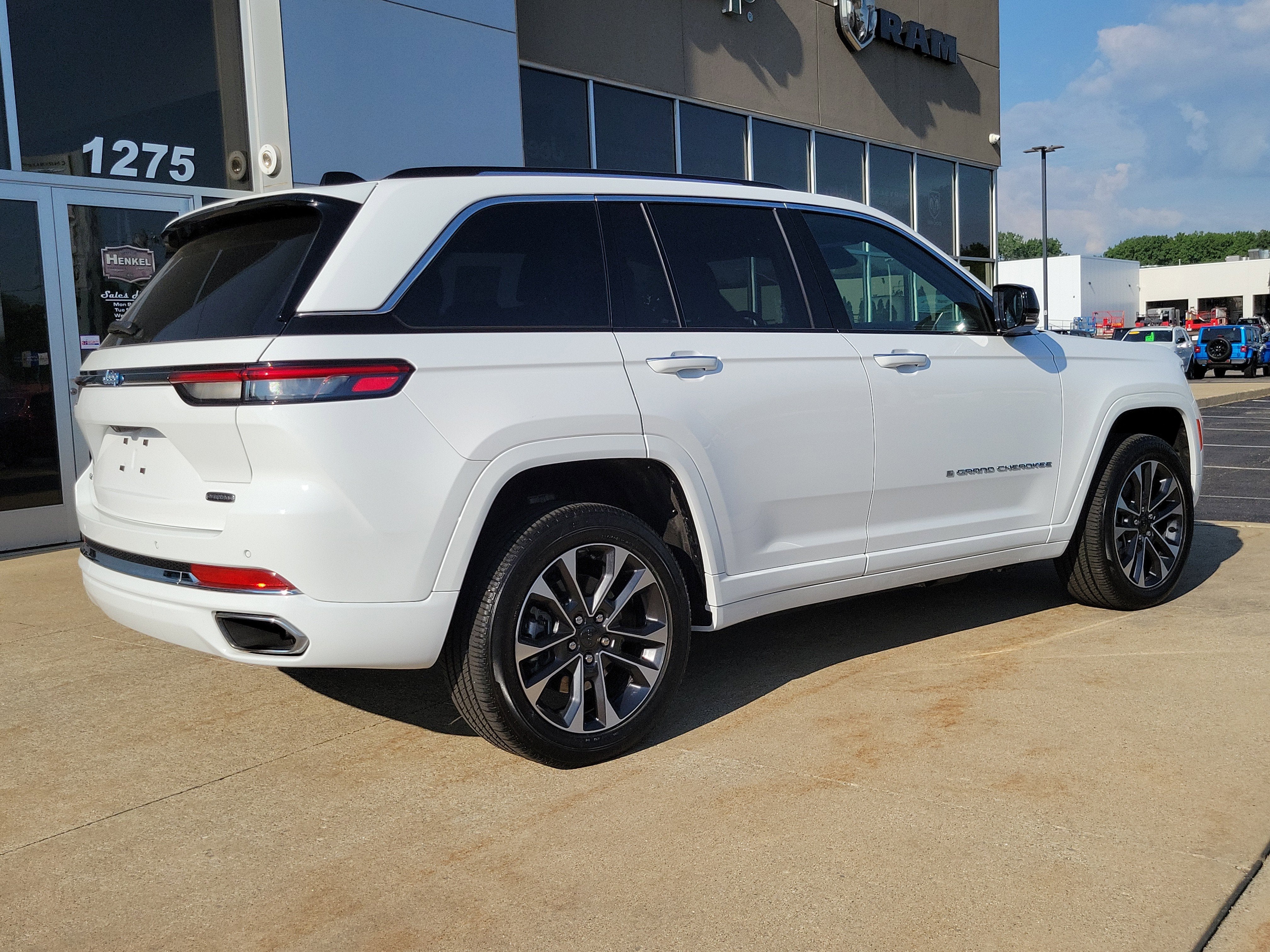 2023 Jeep Grand Cherokee 4xe Overland