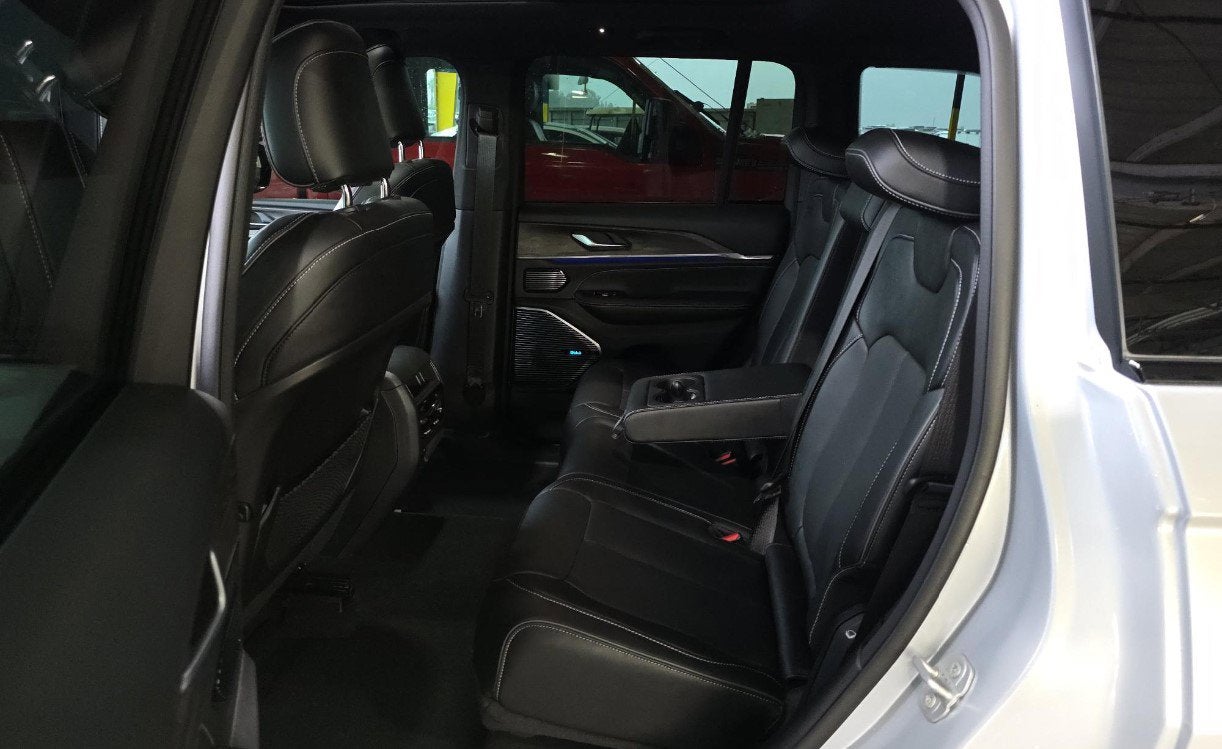 2023 Jeep Grand Cherokee 4xe Overland