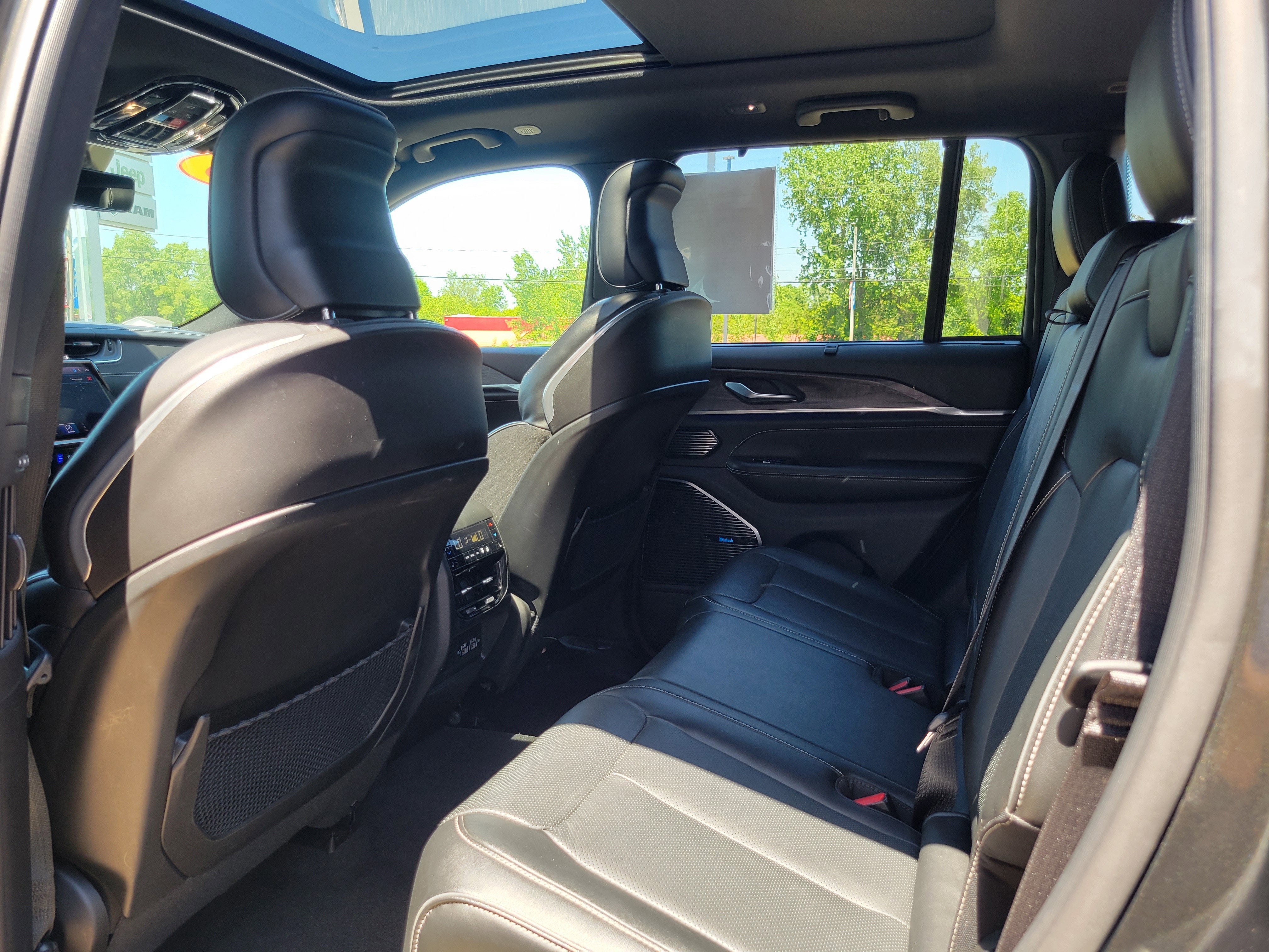 2023 Jeep Grand Cherokee 4xe Overland