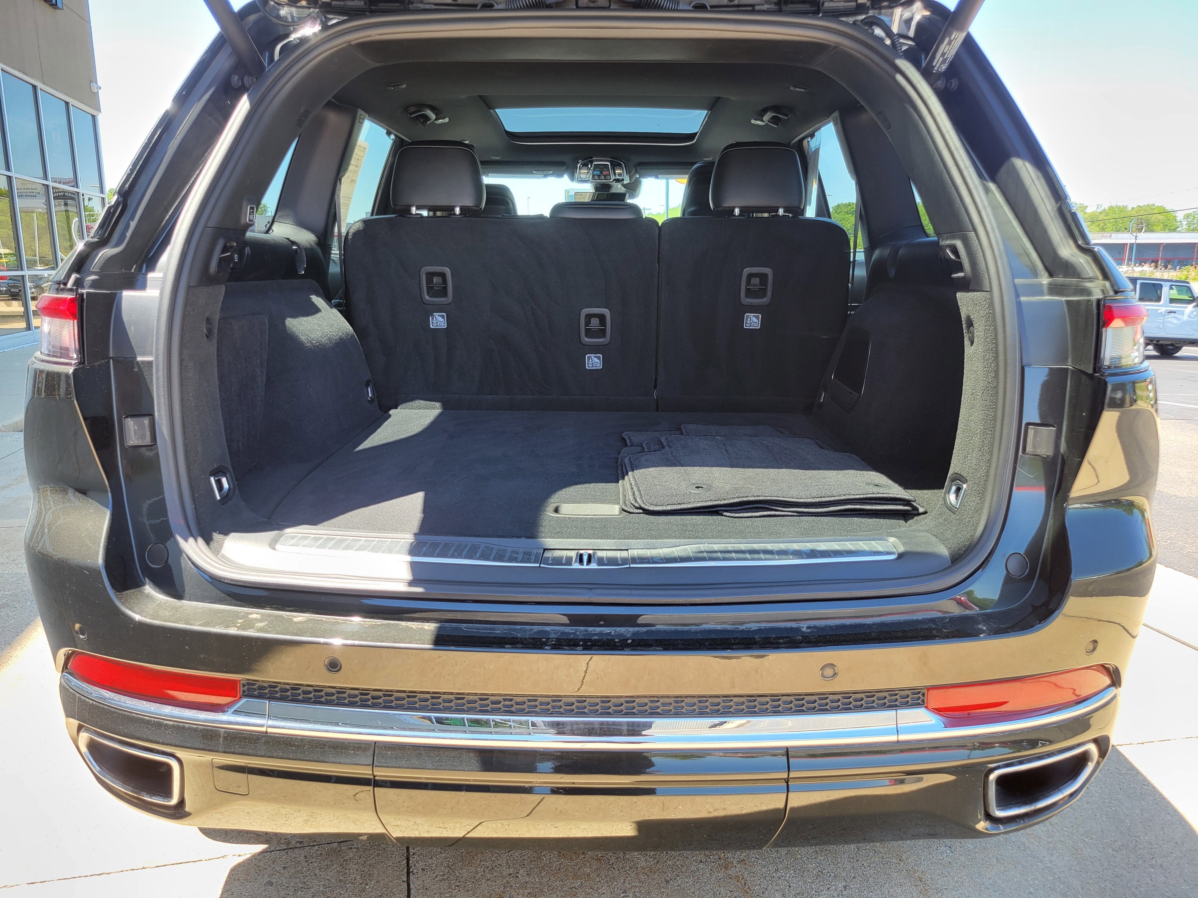 2023 Jeep Grand Cherokee 4xe Overland