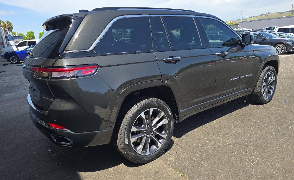 2023 Jeep Grand Cherokee 4xe Overland