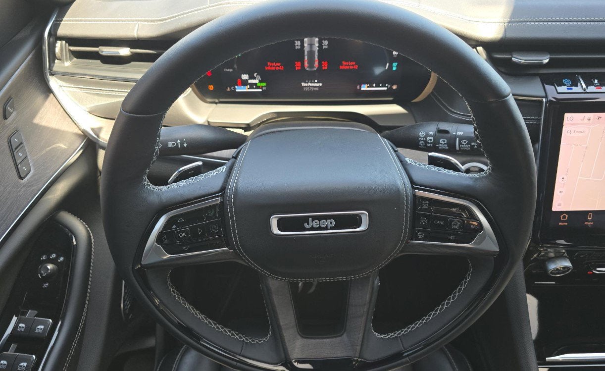 2023 Jeep Grand Cherokee 4xe Overland