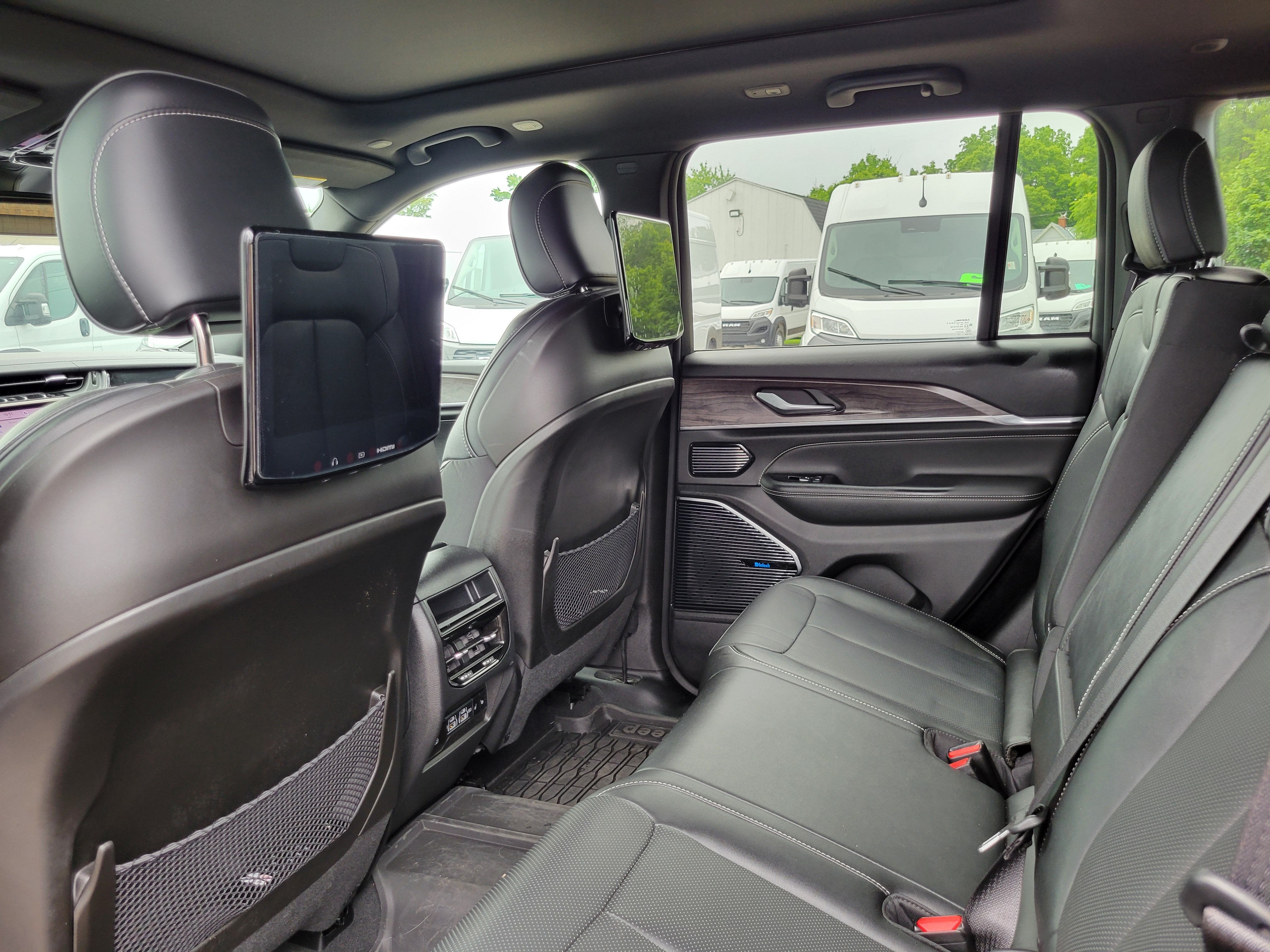 2023 Jeep Grand Cherokee 4xe Overland