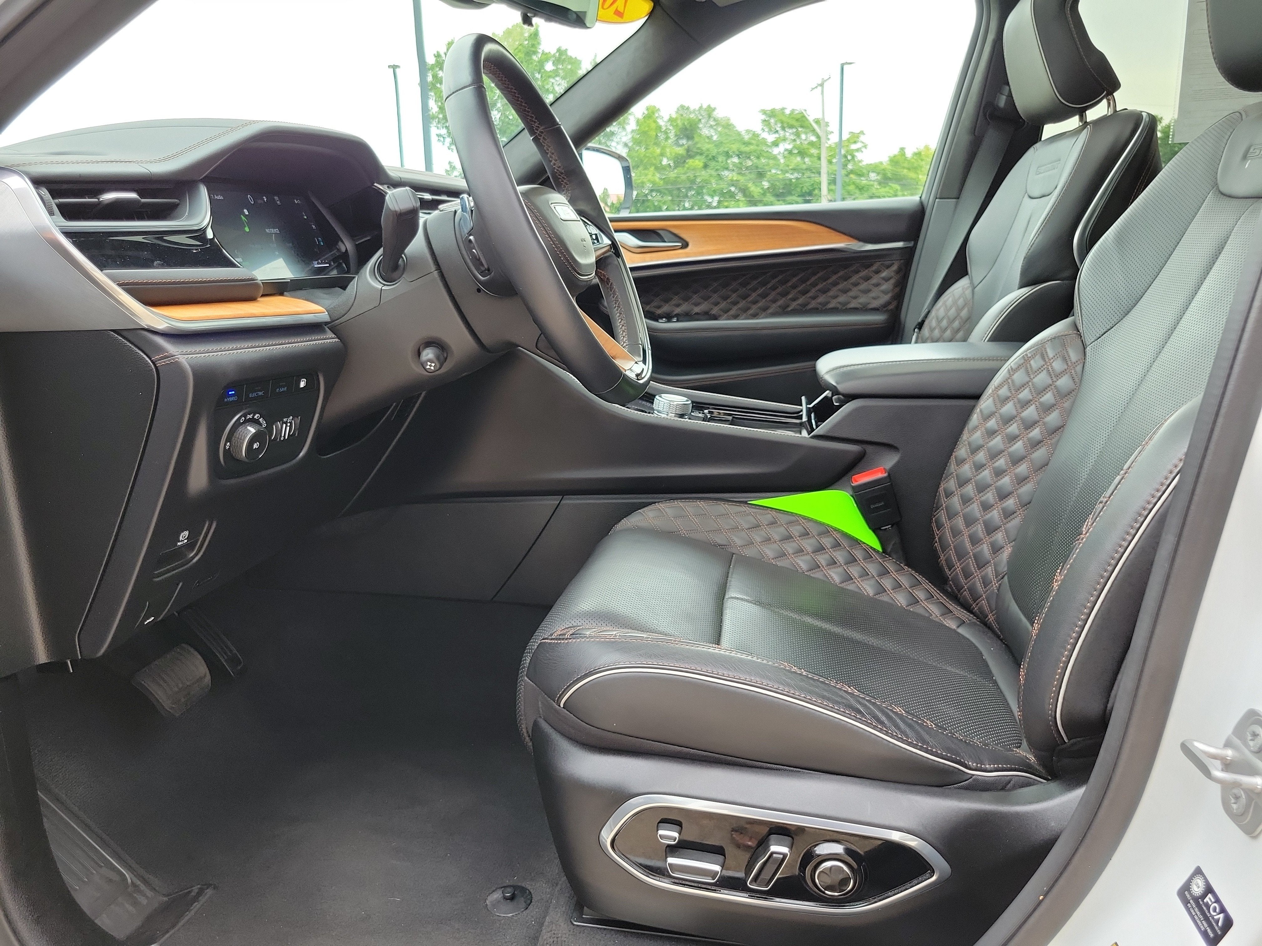 2023 Jeep Grand Cherokee 4xe Summit Reserve