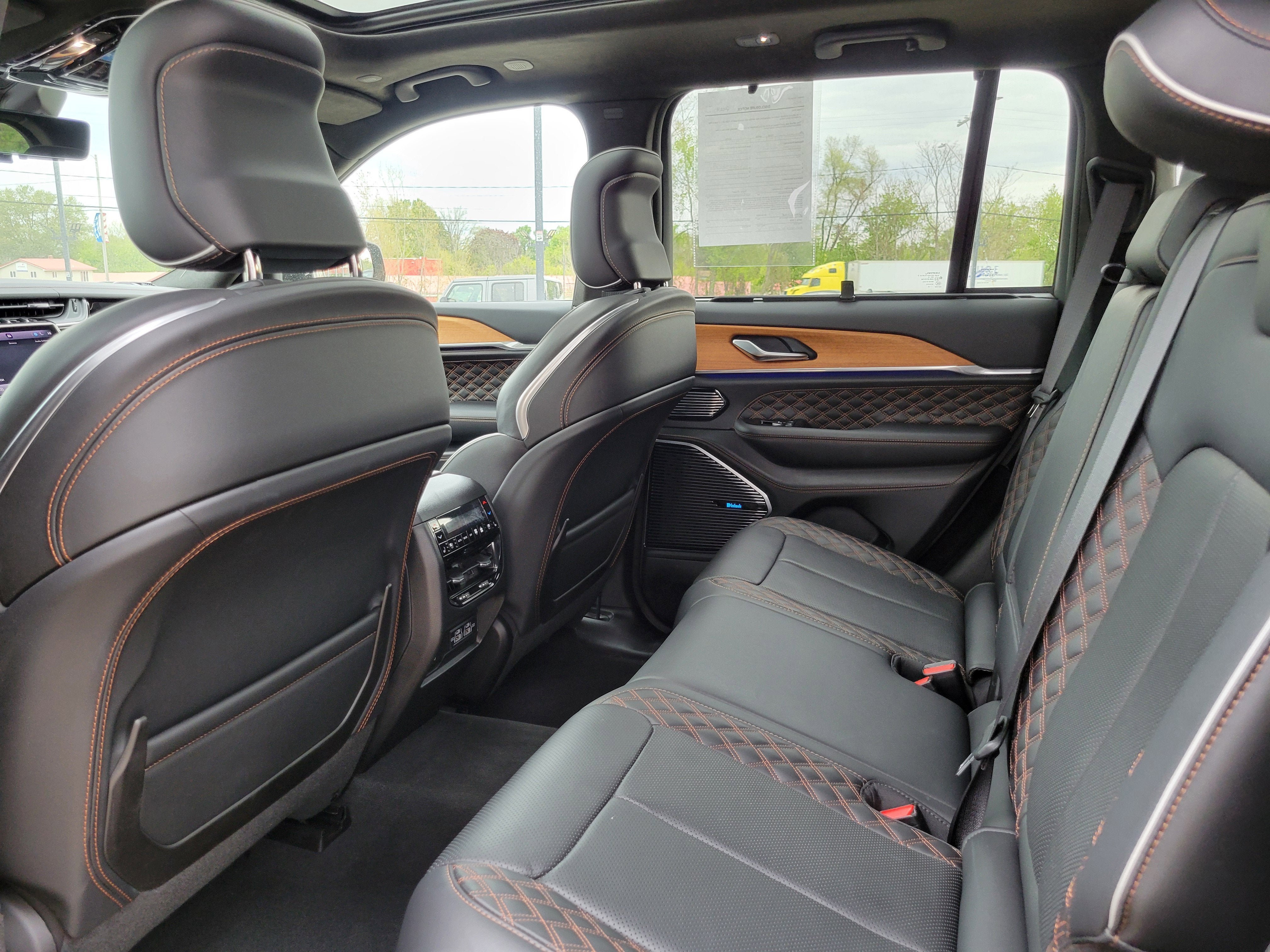 2023 Jeep Grand Cherokee 4xe Summit Reserve