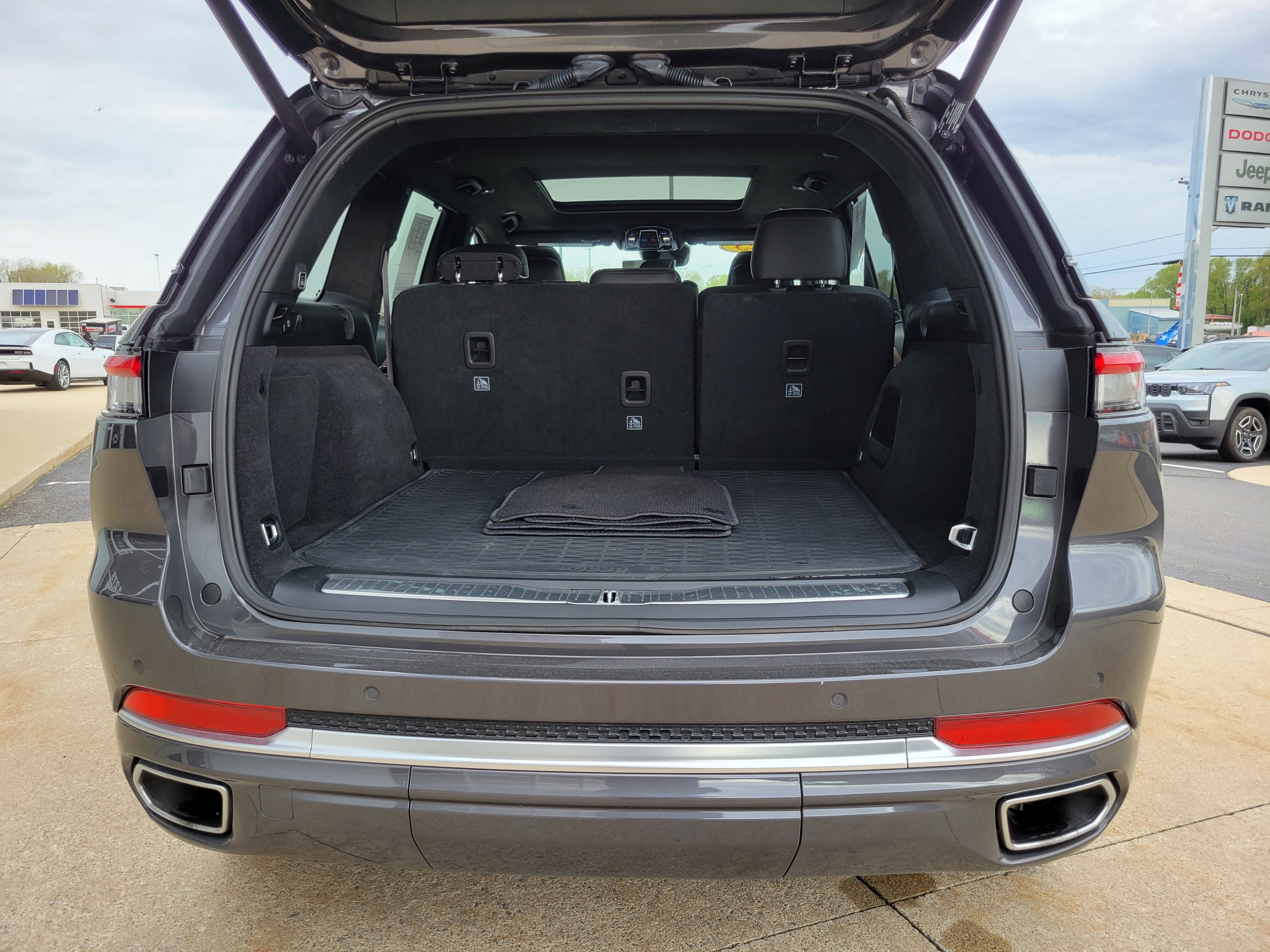 2023 Jeep Grand Cherokee 4xe Summit Reserve