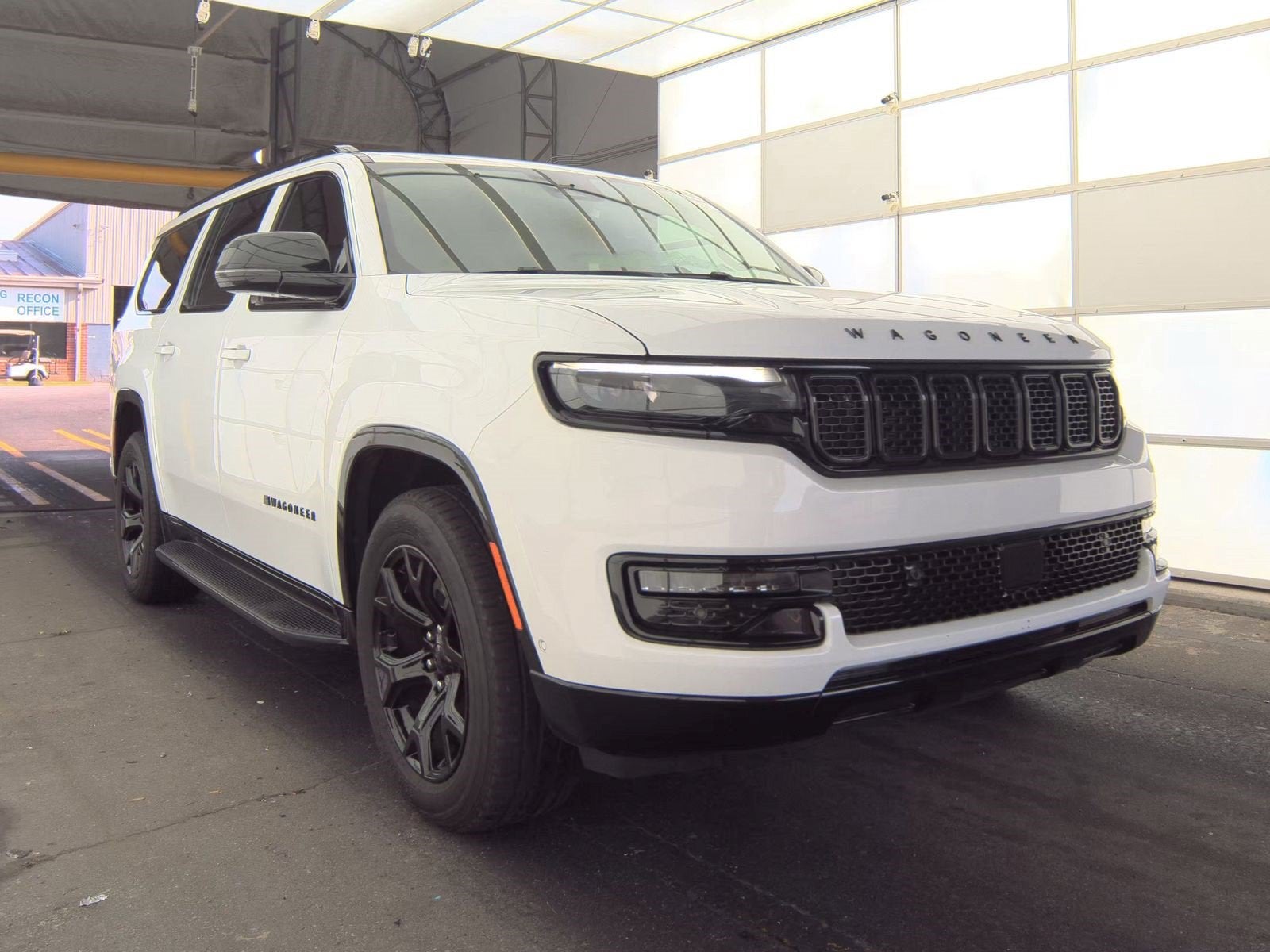 2024 Jeep Wagoneer L Series II Carbide 4x4