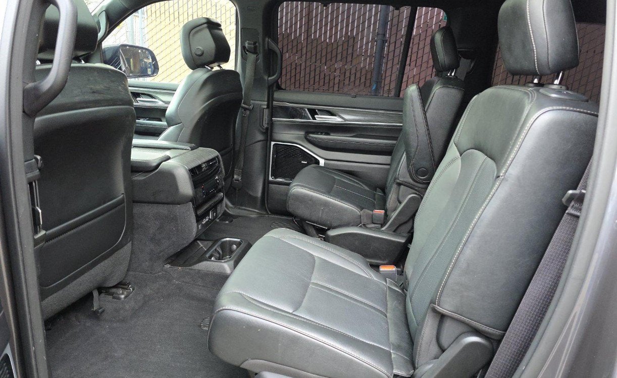2023 Jeep Wagoneer L Series III 4x4