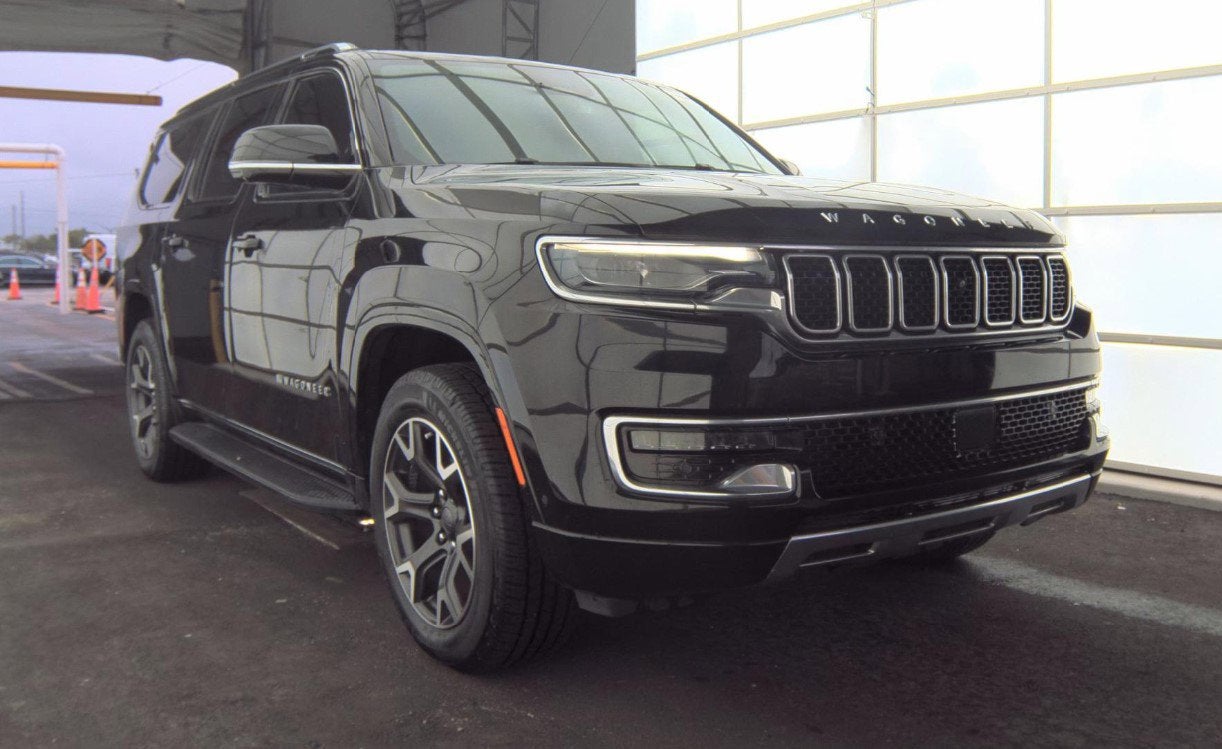 2023 Jeep Wagoneer L Series III 4x4