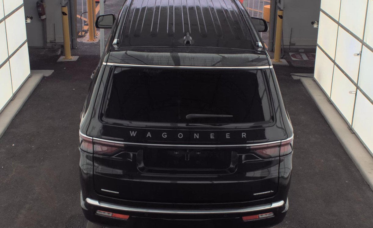 2023 Jeep Wagoneer L Series III 4x4