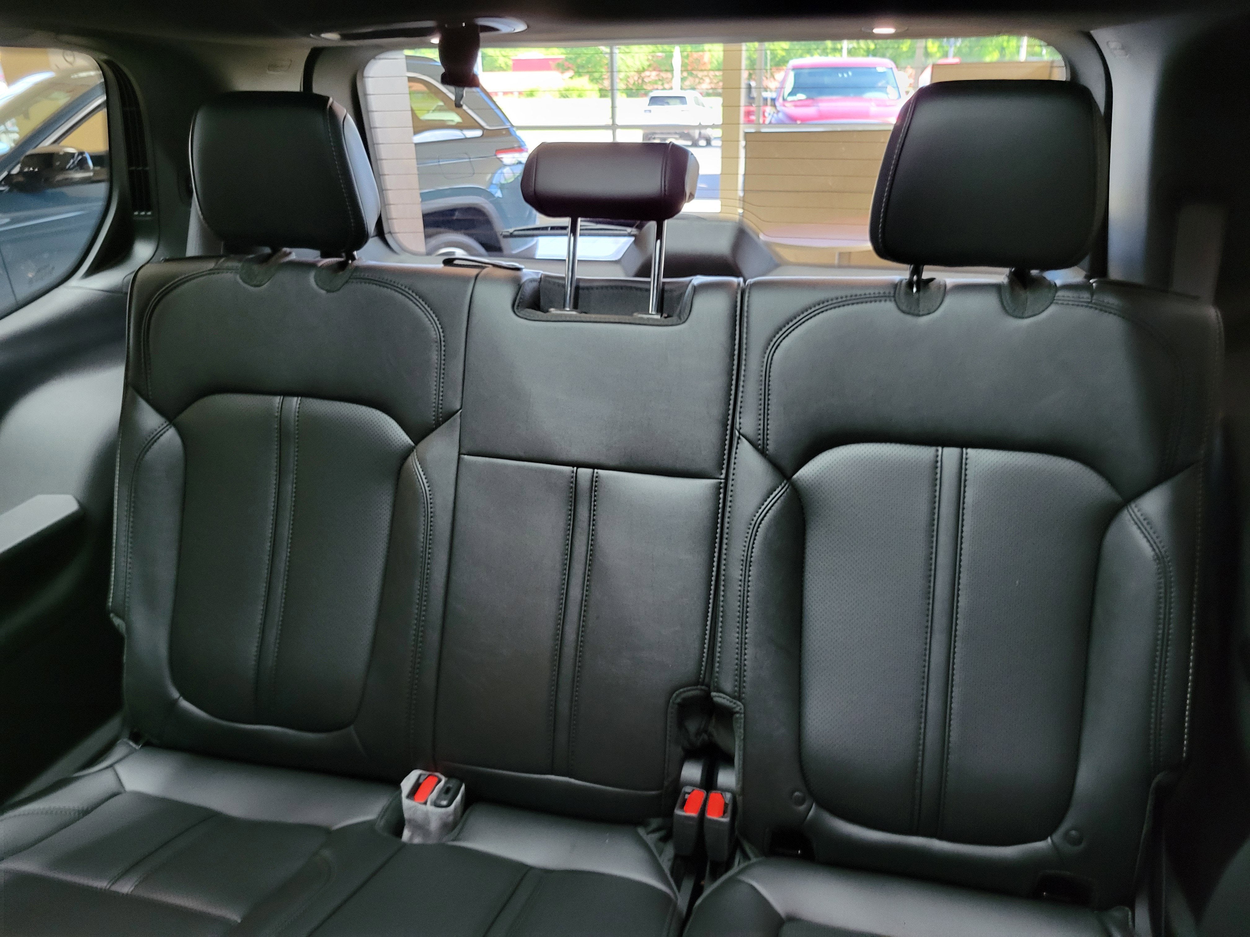 2026 Jeep Grand Wagoneer GRAND WAGONEER UPLAND 4X4