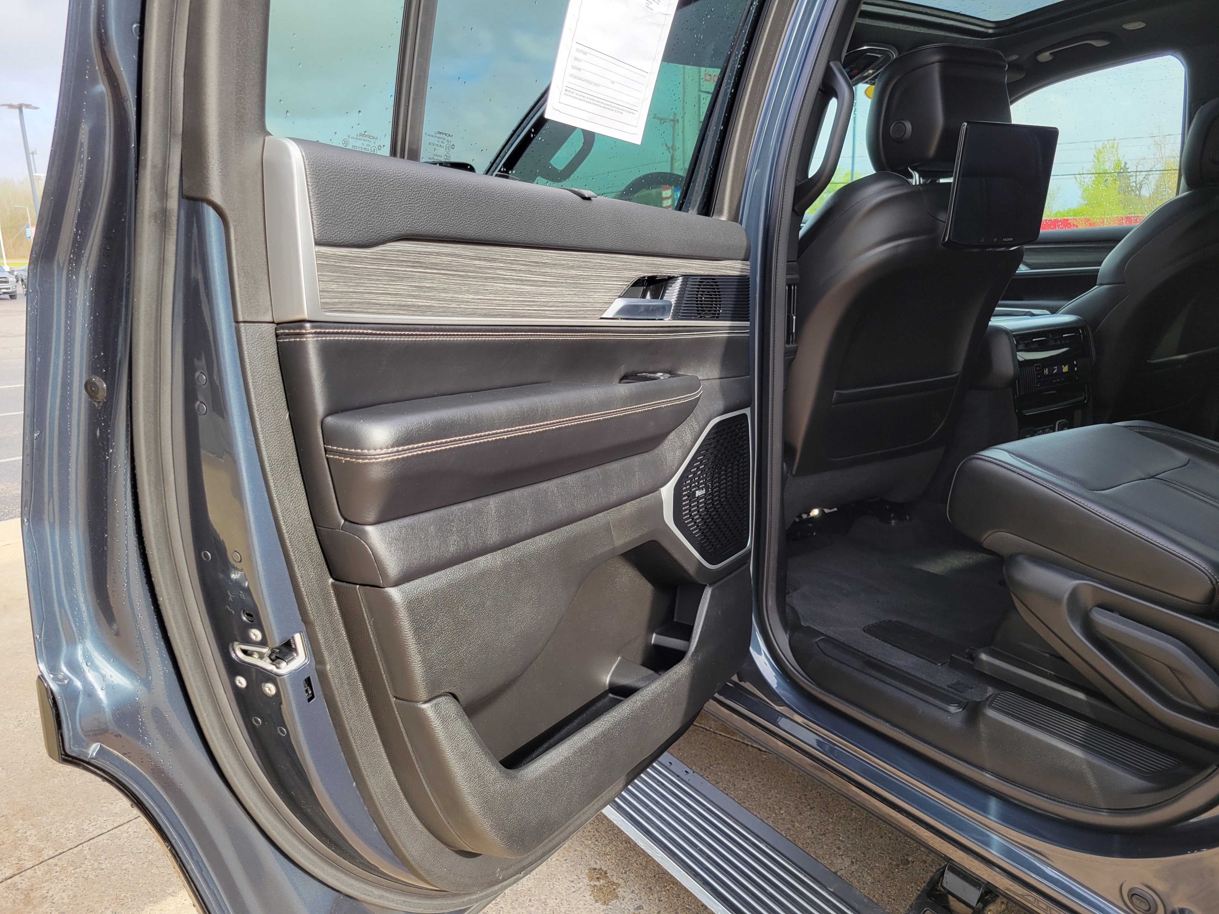 2024 Jeep Wagoneer Series III 4x4