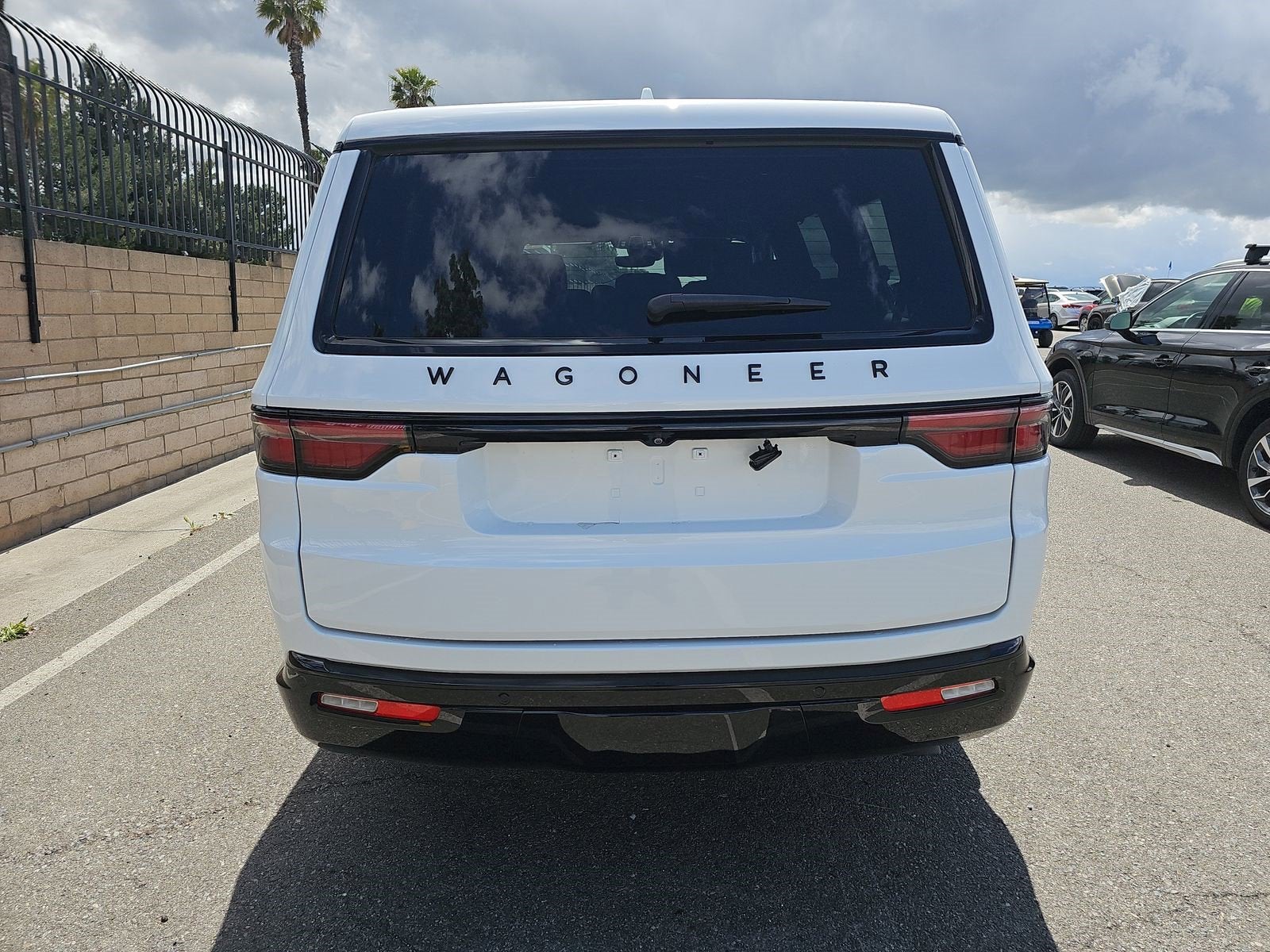 2022 Jeep Wagoneer Series III Carbide 4x4