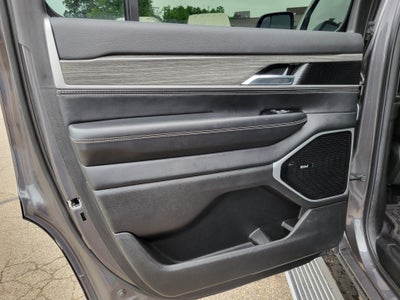 2022 Jeep Wagoneer Series III 4x4