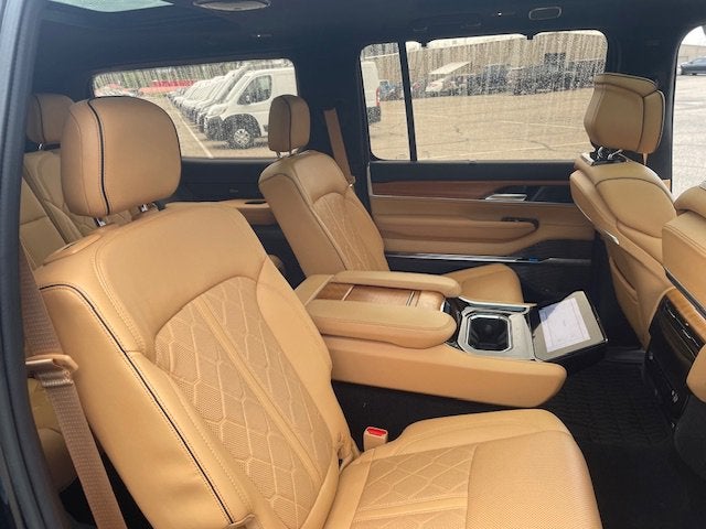 2022 Jeep Grand Wagoneer Series III 4x4
