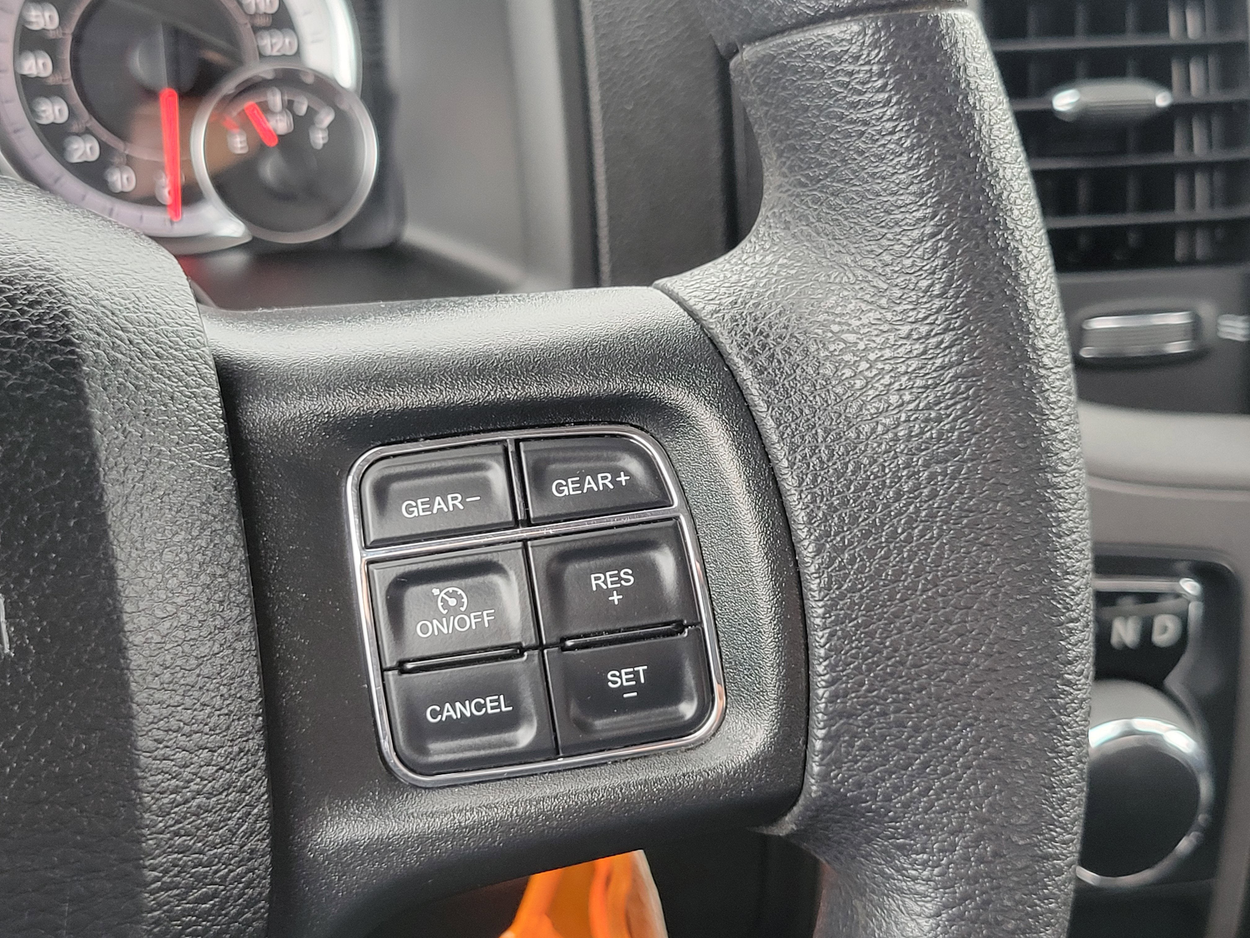 2022 RAM 1500 Classic Tradesman Crew Cab 4x2 6'4' Box