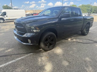 2017 RAM 1500 Express Crew Cab 4x4 5'7' Box