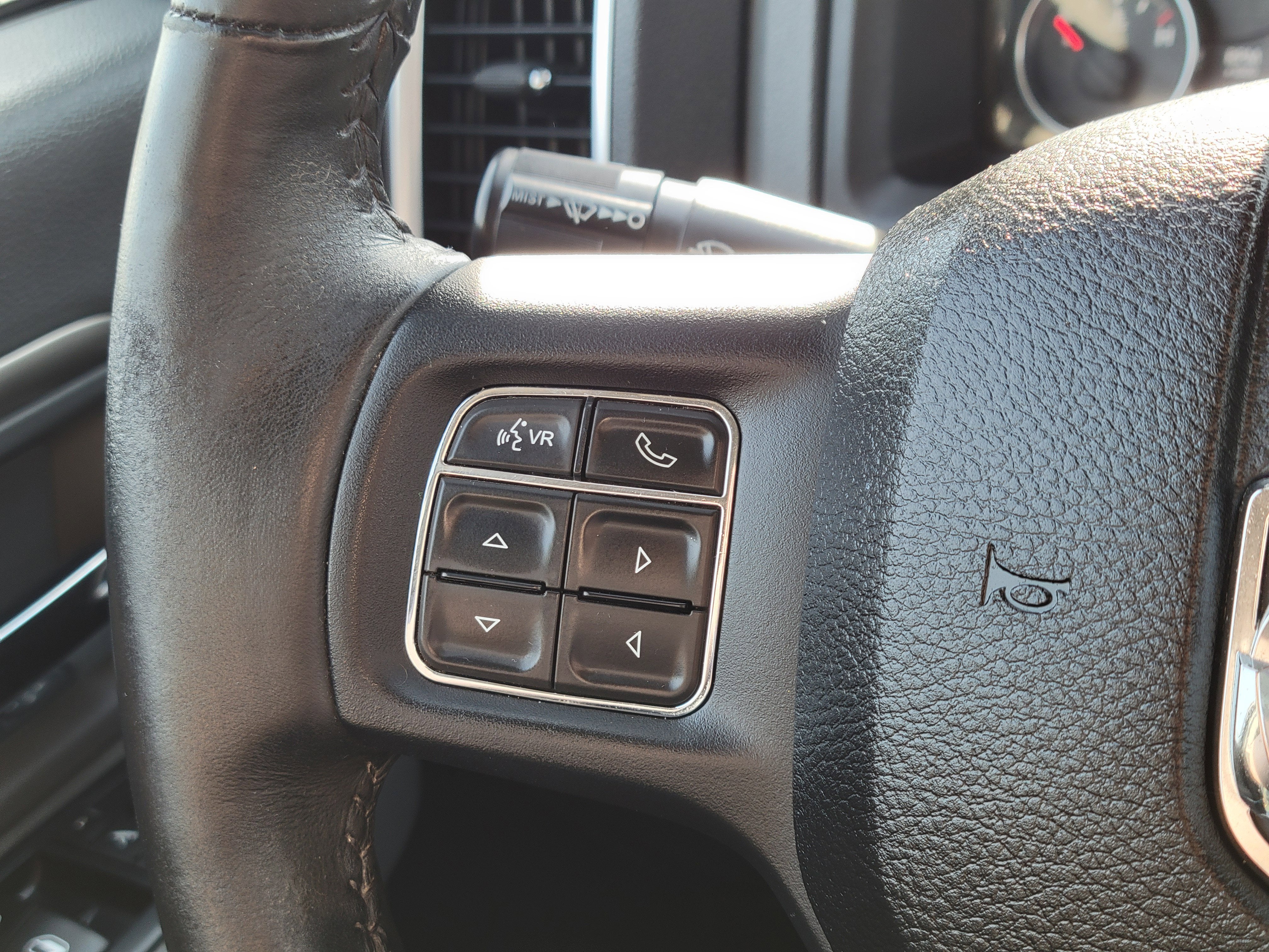 2017 RAM 1500 Big Horn Crew Cab 4x4 5'7' Box