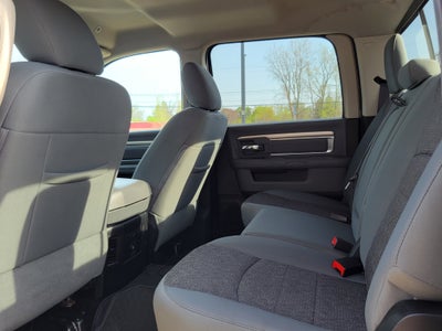 2017 RAM 1500 Big Horn Crew Cab 4x4 5'7' Box