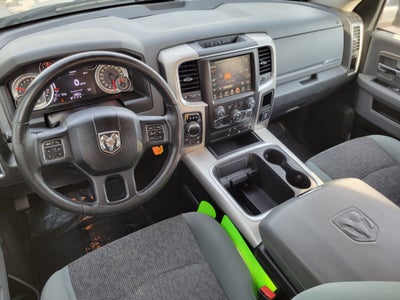 2017 RAM 1500 Big Horn Crew Cab 4x4 5'7' Box
