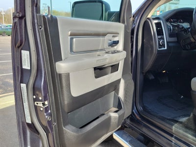2017 RAM 1500 Big Horn Crew Cab 4x4 5'7' Box