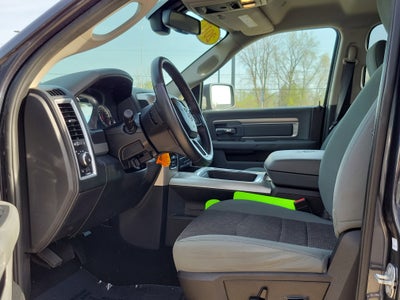 2017 RAM 1500 Big Horn Crew Cab 4x4 5'7' Box