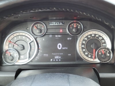 2017 RAM 1500 Big Horn Crew Cab 4x4 5'7' Box