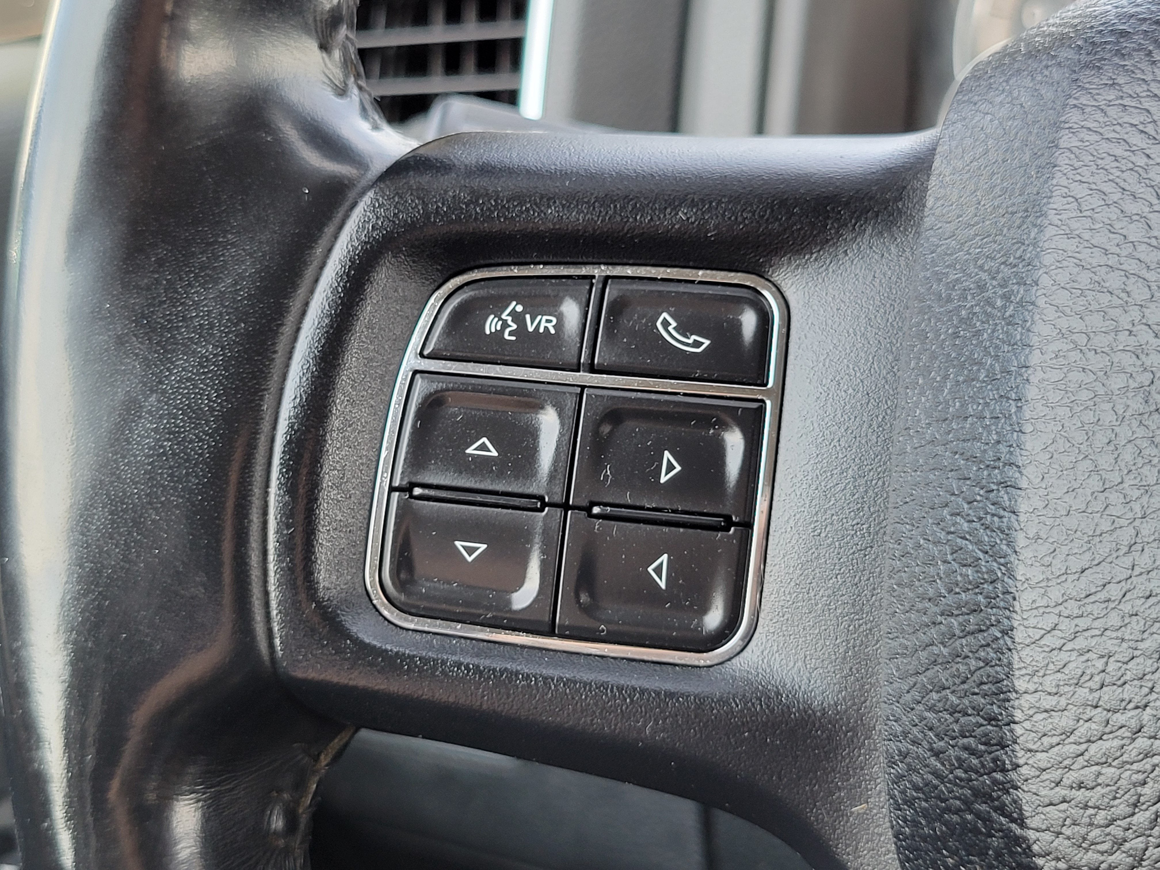 2017 RAM 1500 Big Horn Crew Cab 4x4 5'7' Box