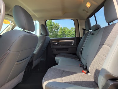 2017 RAM 1500 Big Horn Crew Cab 4x4 5'7' Box