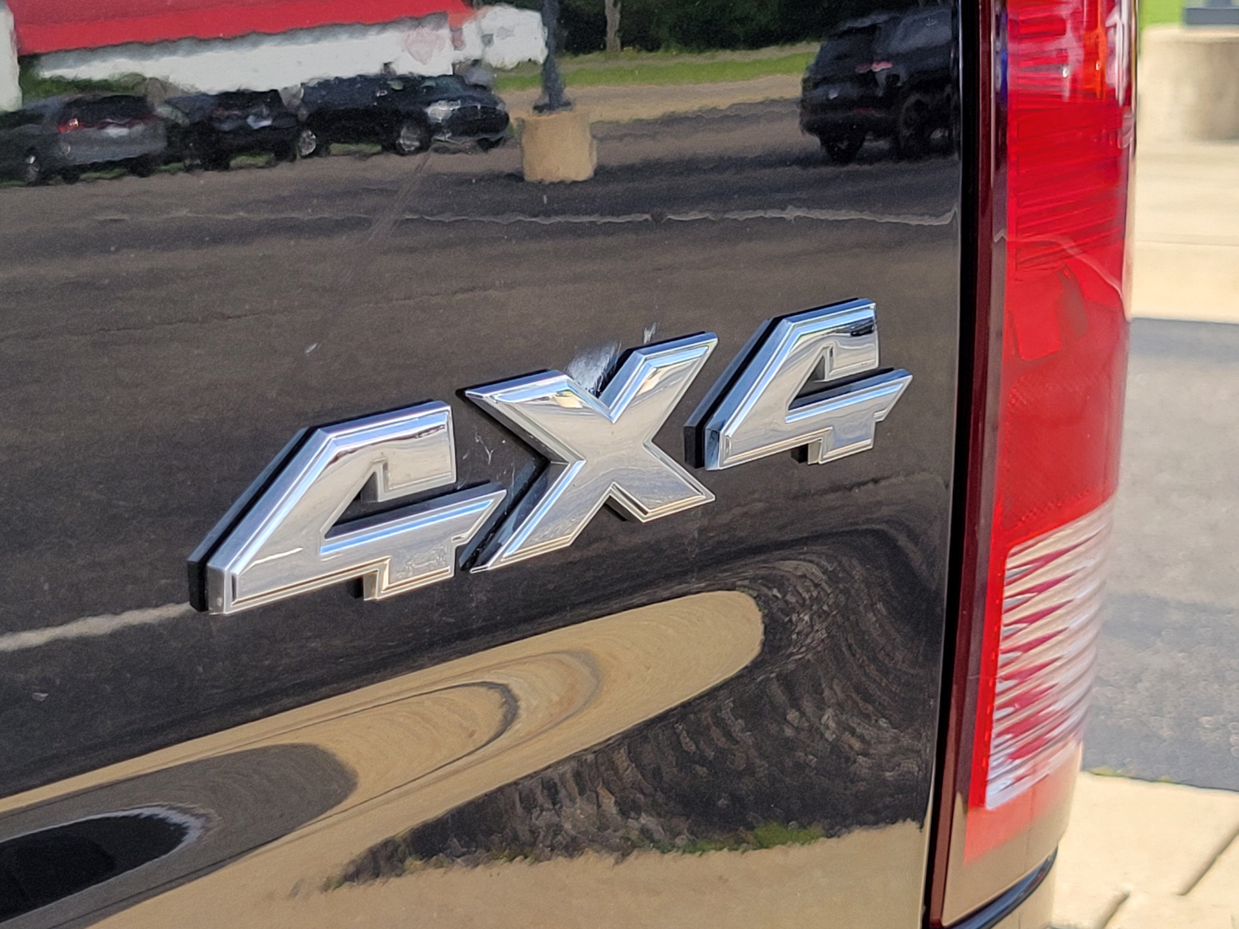 2017 RAM 1500 Big Horn Crew Cab 4x4 5'7' Box