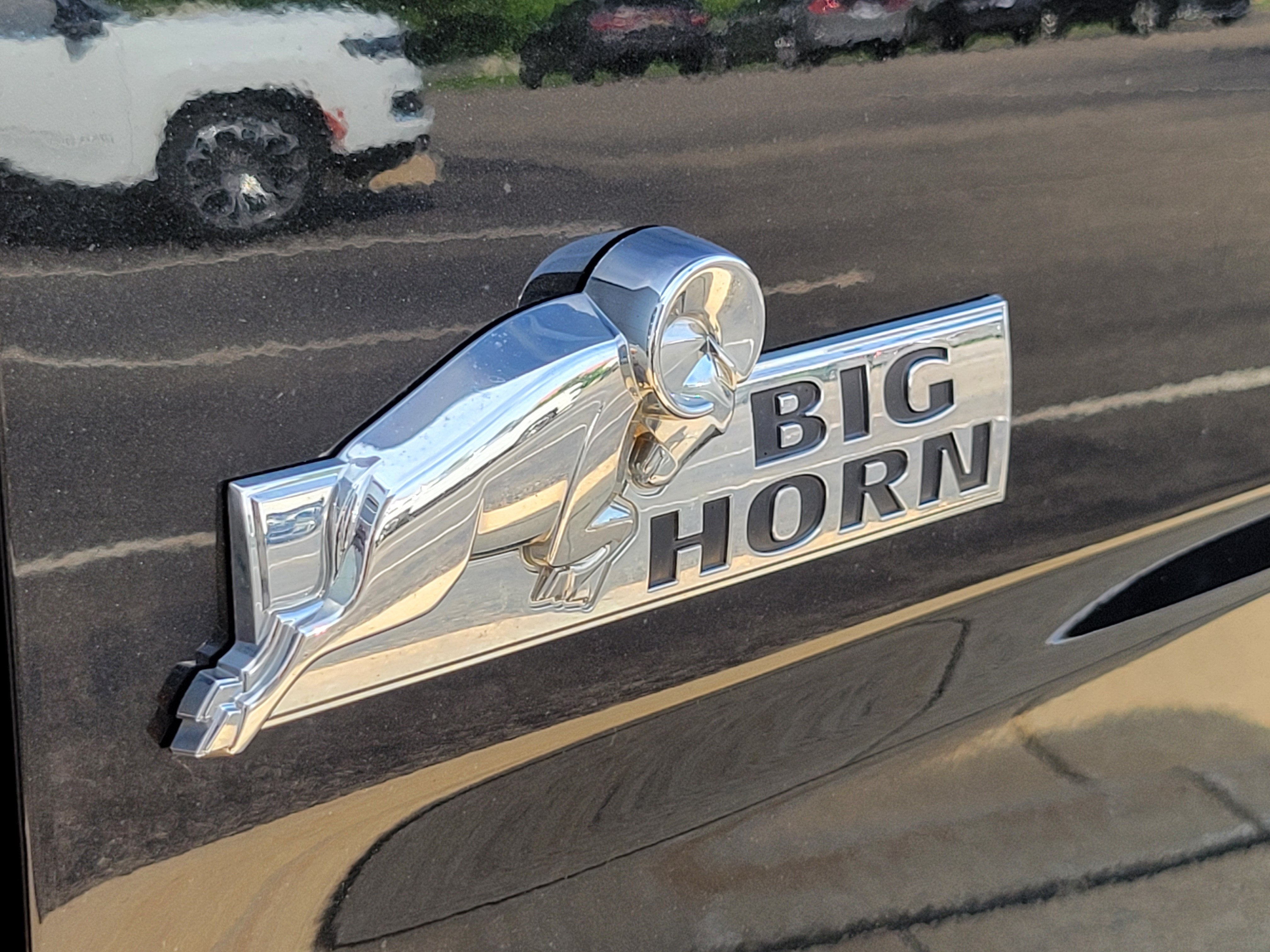 2017 RAM 1500 Big Horn Crew Cab 4x4 5'7' Box