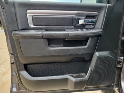 2024 RAM 1500 Classic Warlock Crew Cab 4x4 5'7' Box
