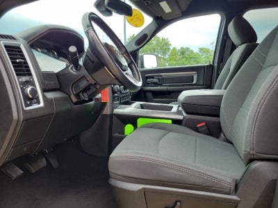 2024 RAM 1500 Classic Warlock Crew Cab 4x4 5'7' Box