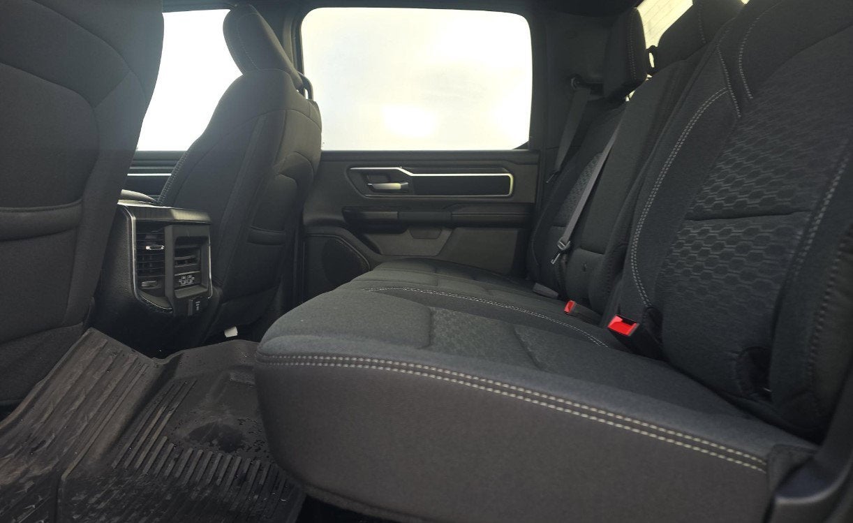2025 RAM 1500 Big Horn Crew Cab 4x4 5'7' Box