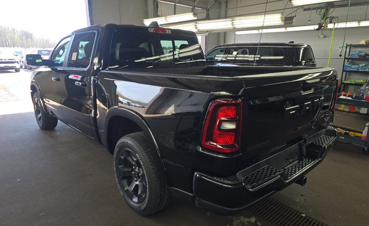 2025 RAM 1500 Big Horn Crew Cab 4x4 5'7' Box