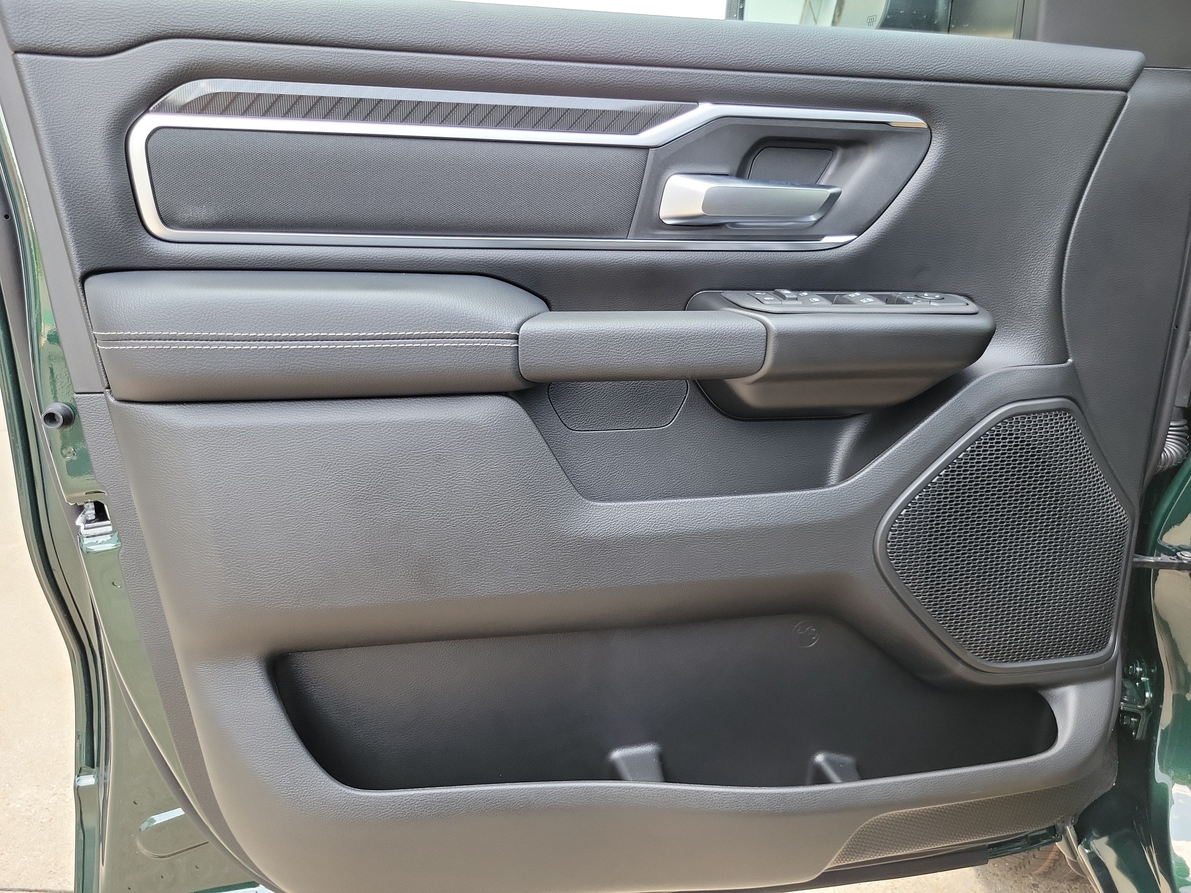 2027 RAM Ram 1500 RAM 1500 BIG HORN CREW CAB 4X4 5'7' BOX