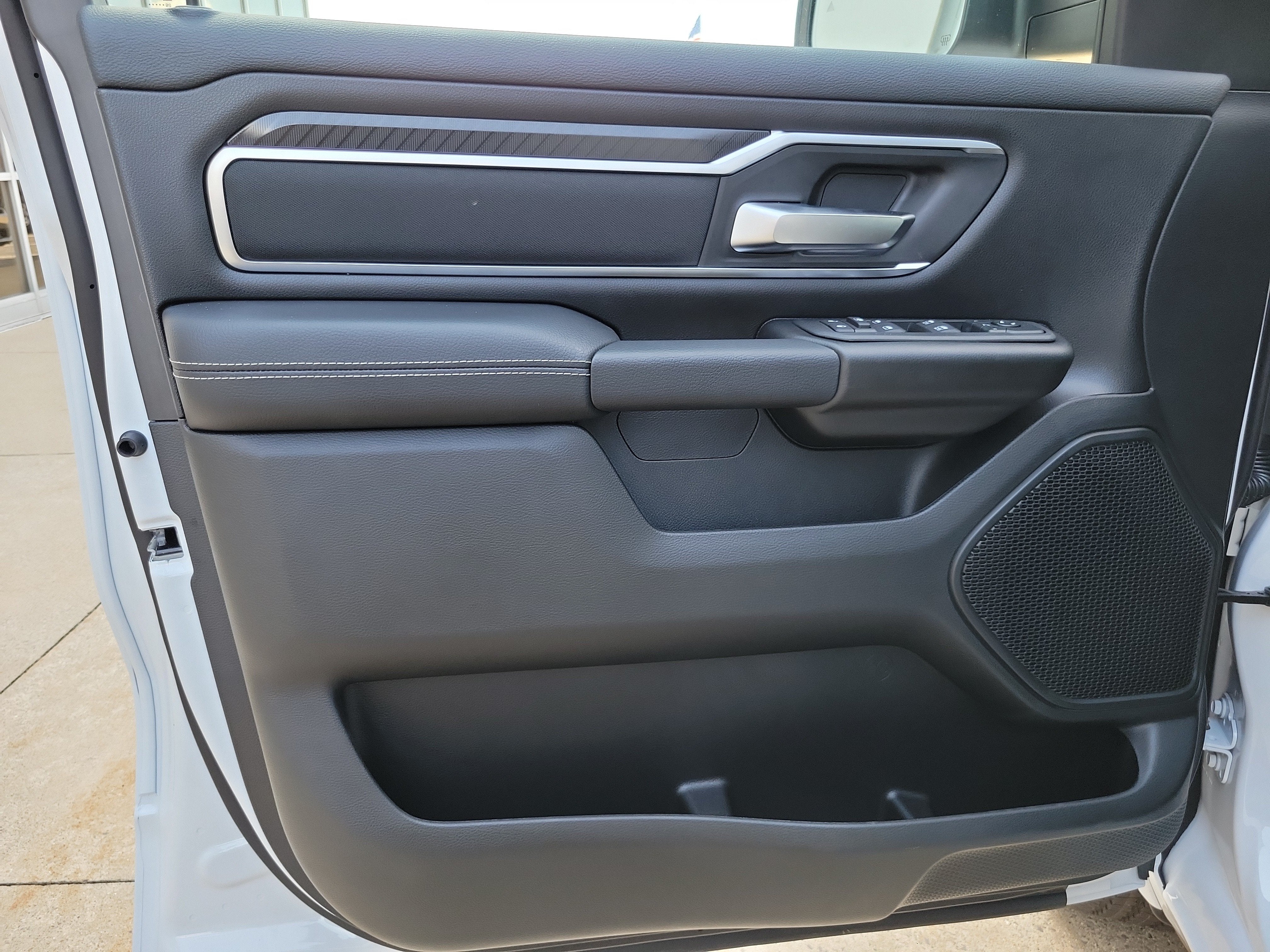 2027 RAM Ram 1500 RAM 1500 BIG HORN CREW CAB 4X4 5'7' BOX