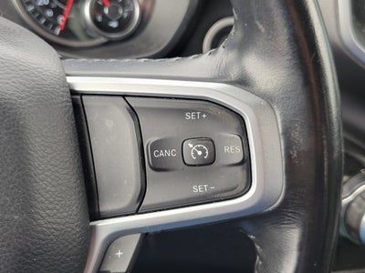 2020 RAM 1500 Big Horn Crew Cab 4x4 5'7' Box