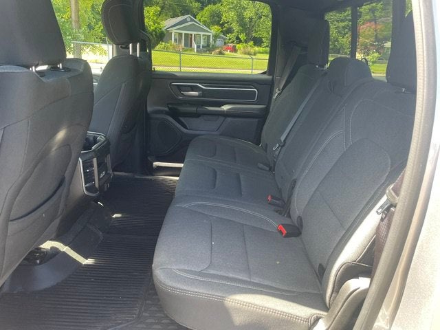 2021 RAM 1500 Big Horn Crew Cab 4x4 5'7' Box