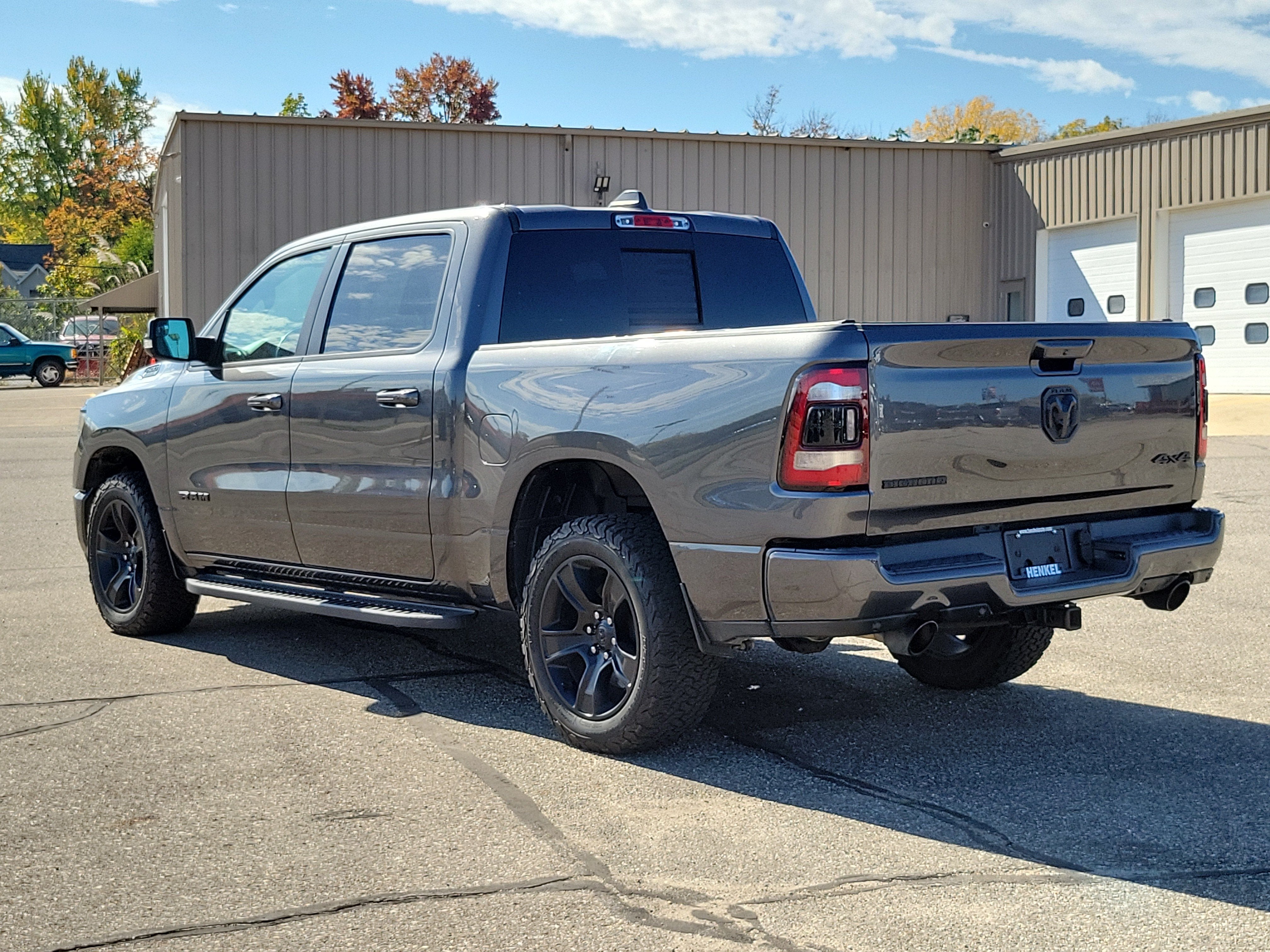 2020 RAM 1500 Big Horn Crew Cab 4x4 5'7' Box