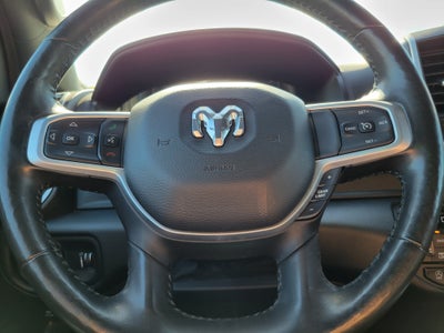 2020 RAM 1500 Big Horn Crew Cab 4x4 5'7' Box