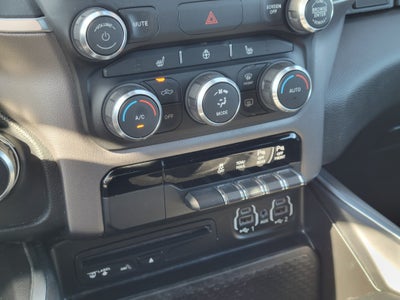 2019 RAM 1500 Big Horn/Lone Star Crew Cab 4x4 5'7' Box