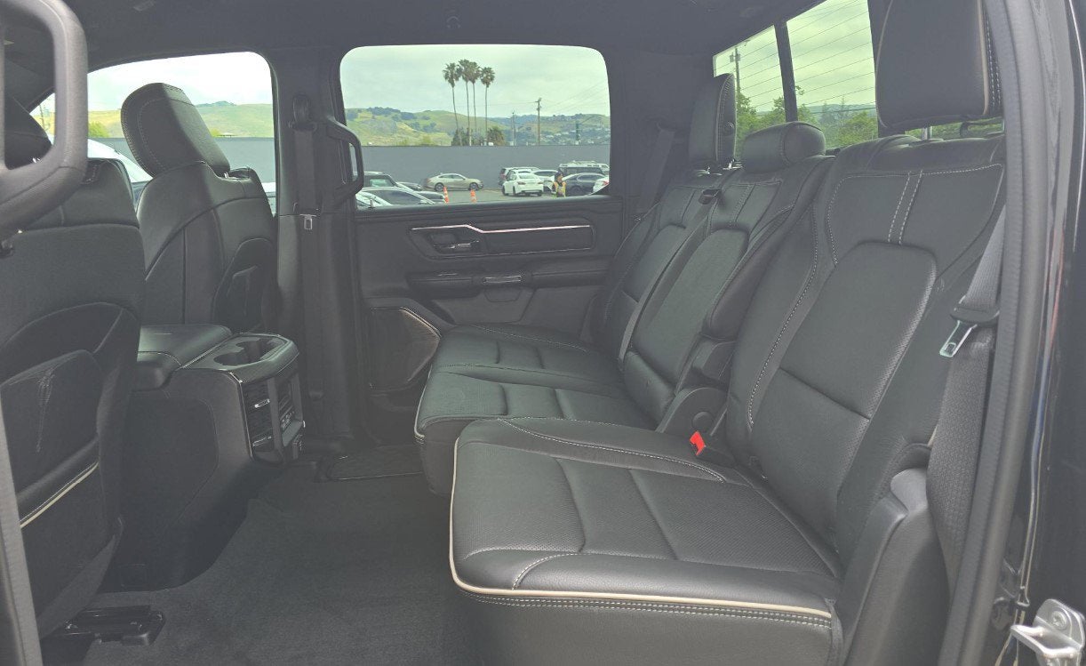 2024 RAM 1500 Limited Crew Cab 4x4 5'7' Box