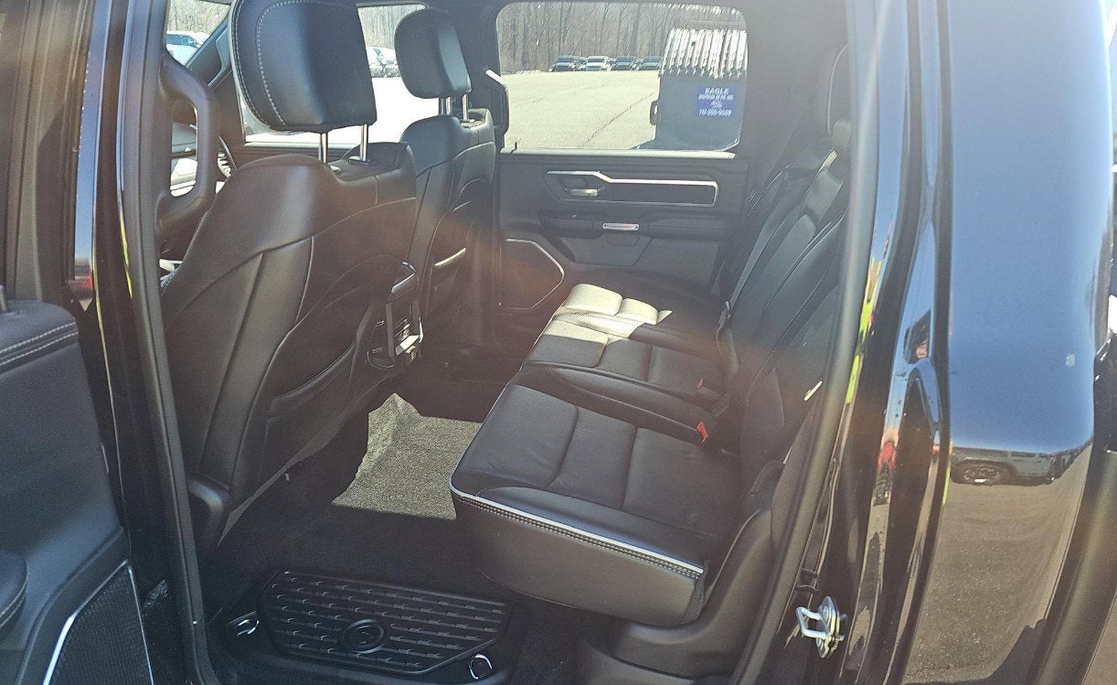 2025 RAM 1500 Laramie Crew Cab 4x4 5'7' Box