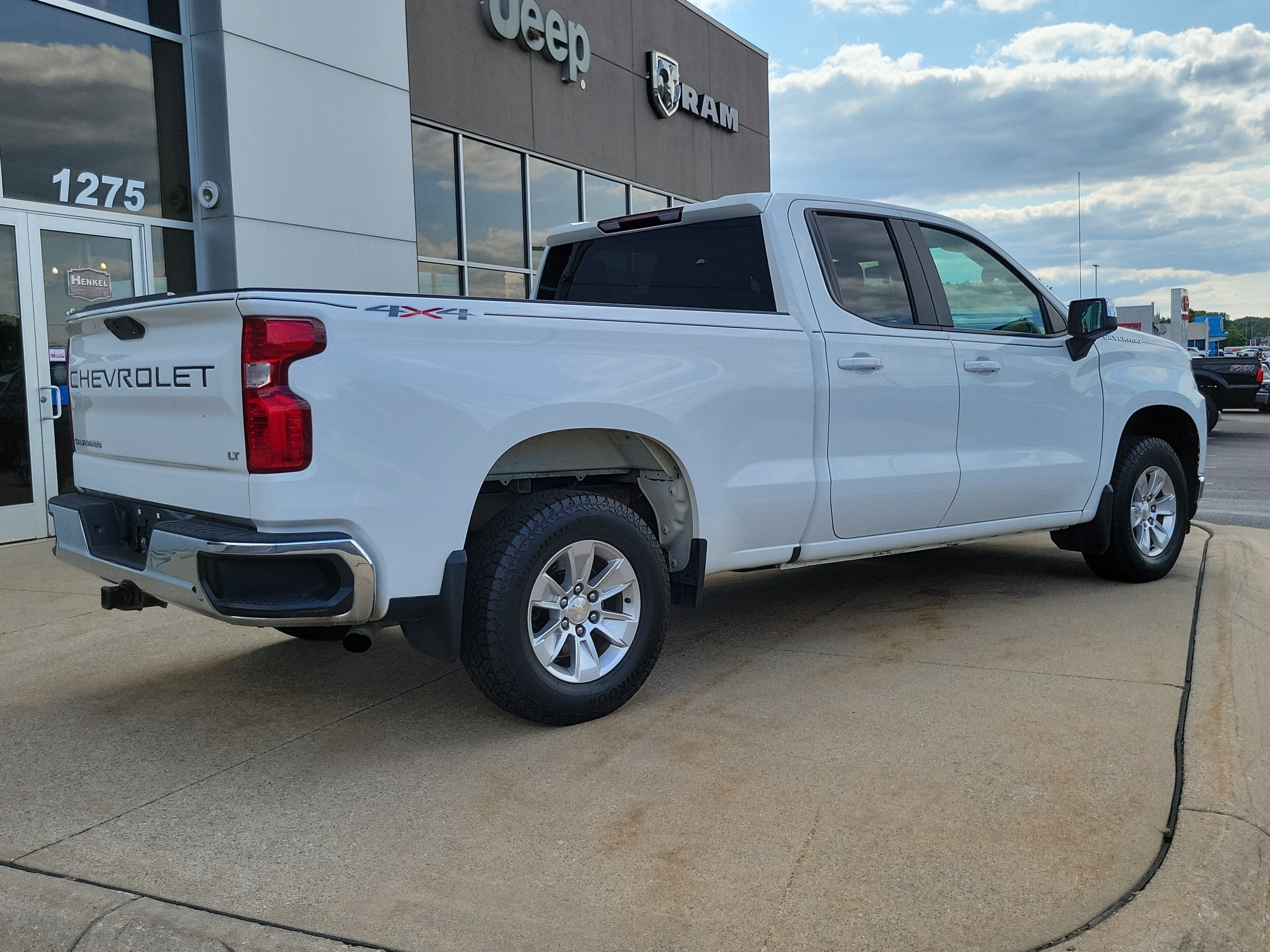 2020 Chevrolet Silverado 1500 4WD Double Cab Standard Bed LT
