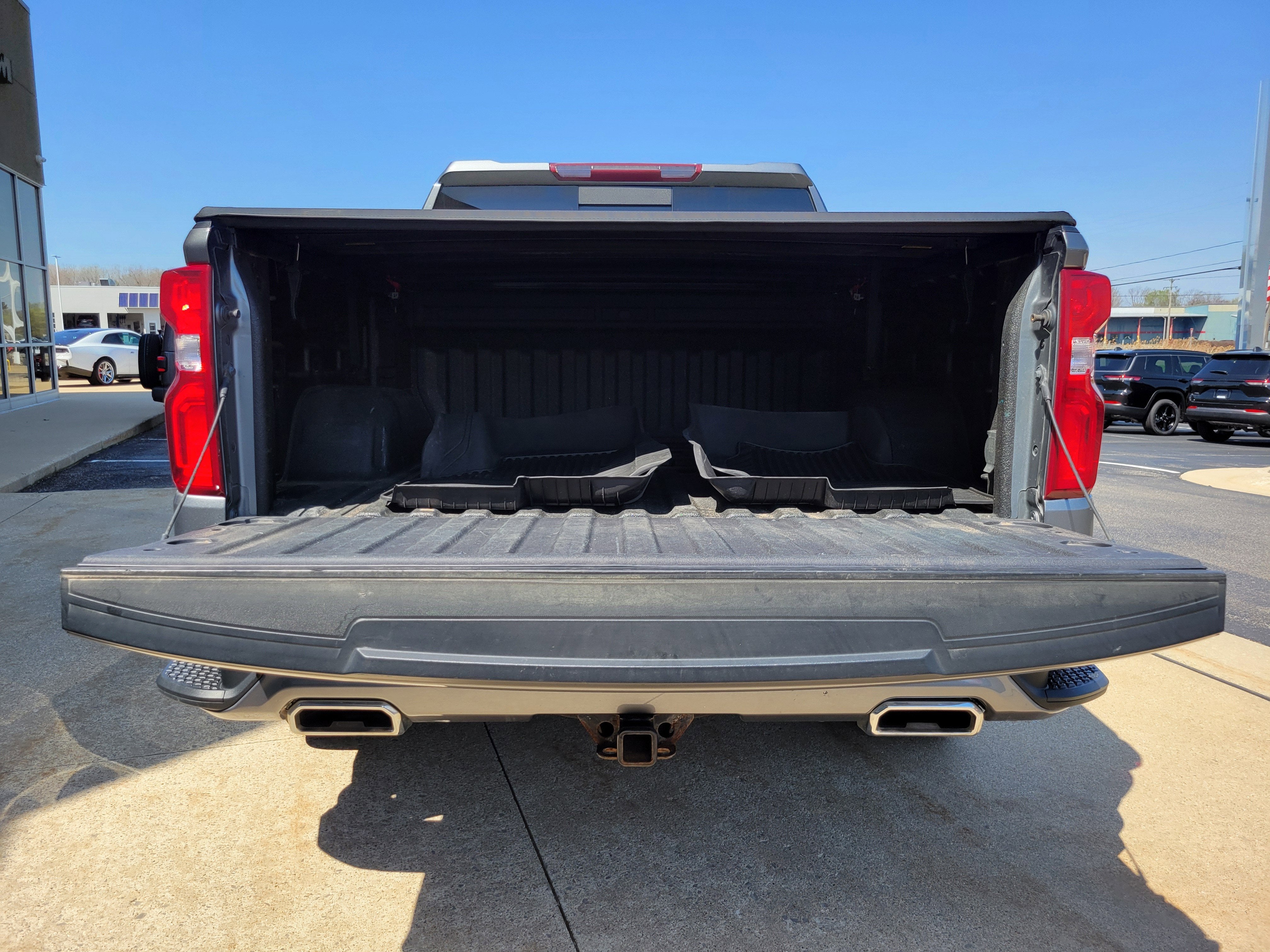 2021 Chevrolet Silverado 1500 4WD Crew Cab Short Bed RST