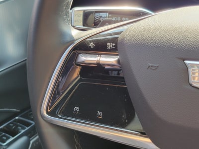 2024 Cadillac LYRIQ Tech w/1SA